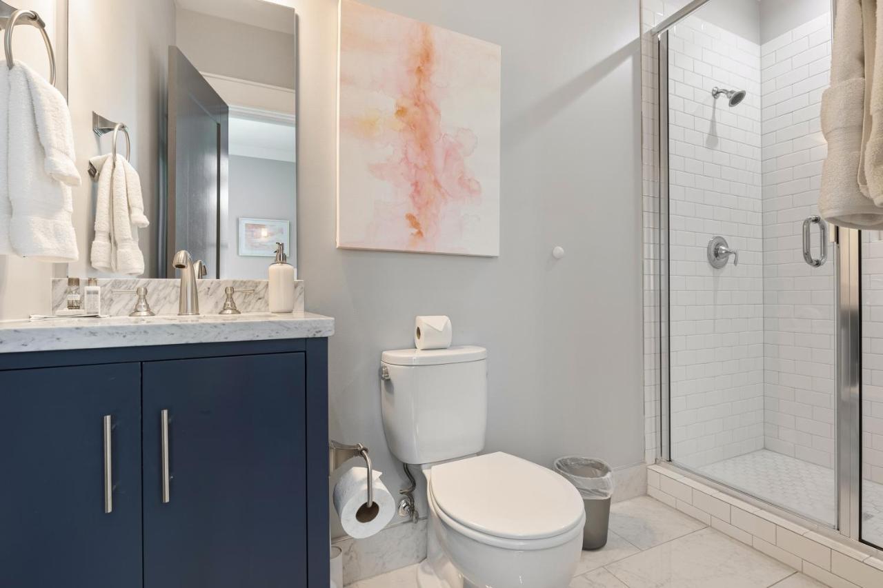 The Palm Suite At 124 Spring Чарлстън Екстериор снимка