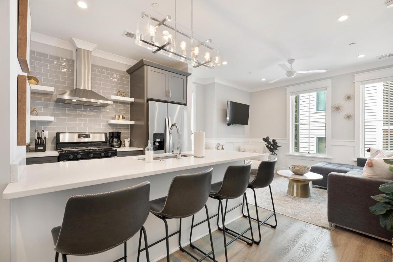 The Palm Suite At 124 Spring Чарлстън Екстериор снимка