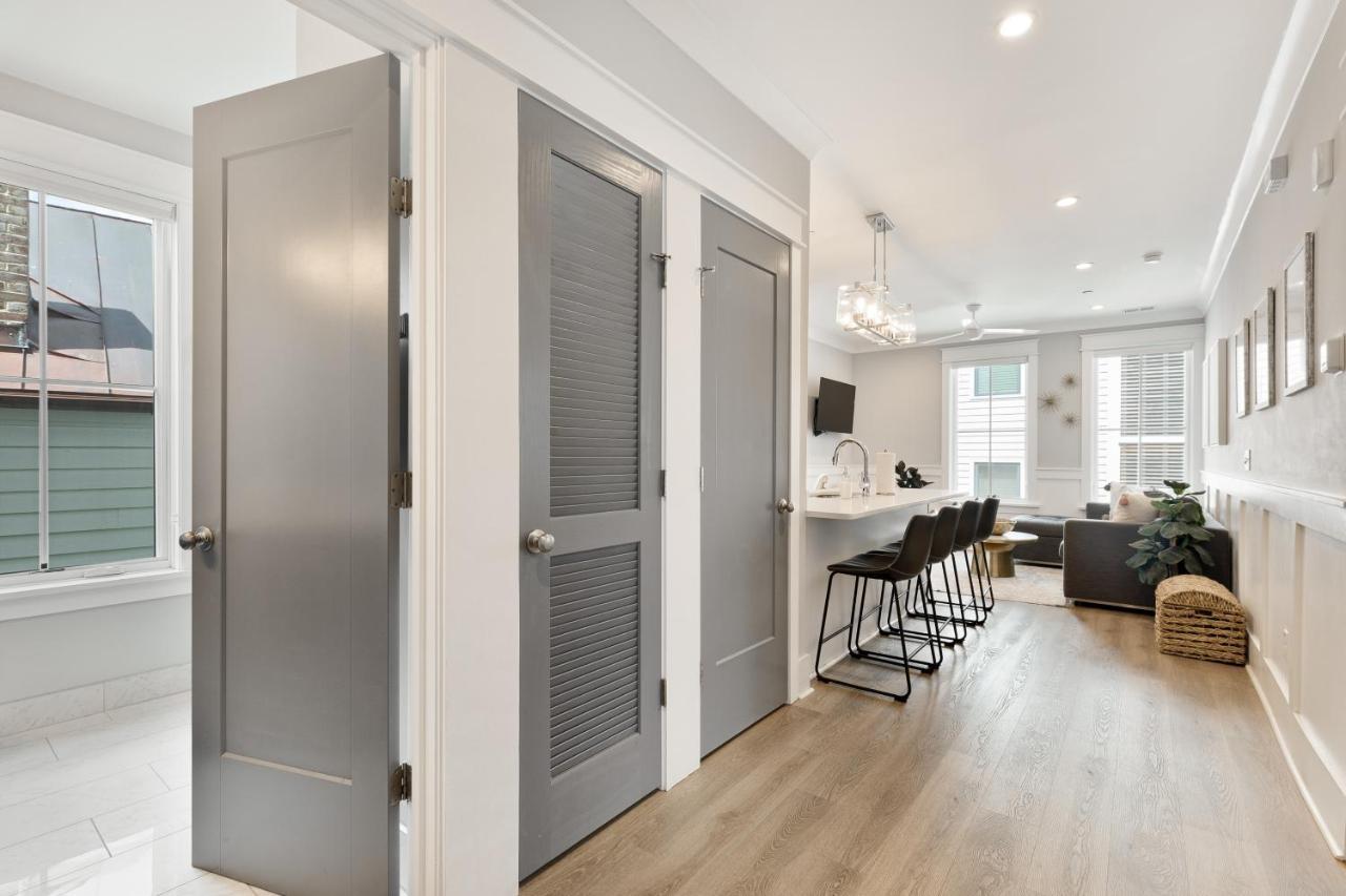 The Palm Suite At 124 Spring Чарлстън Екстериор снимка